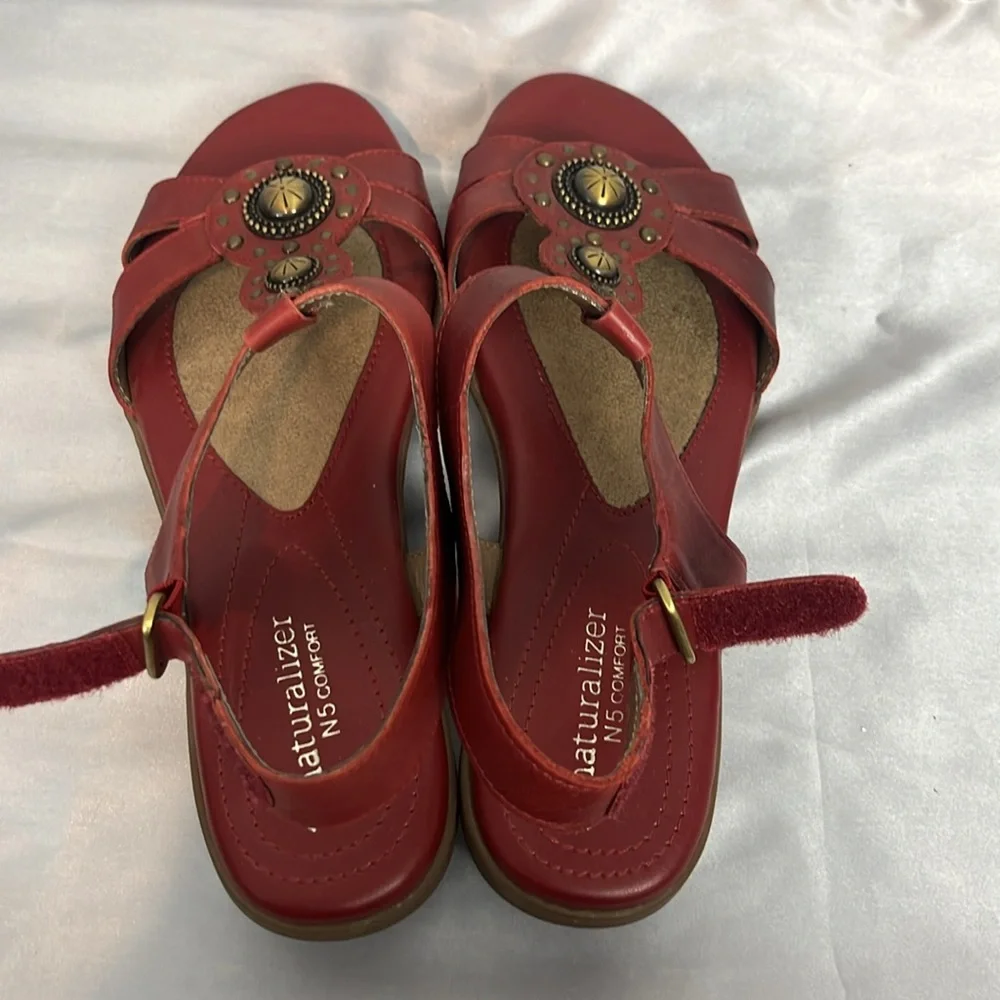Naturalizer Red Leather T-Strap Sandals with Brass Accents - Picture 4 of 10